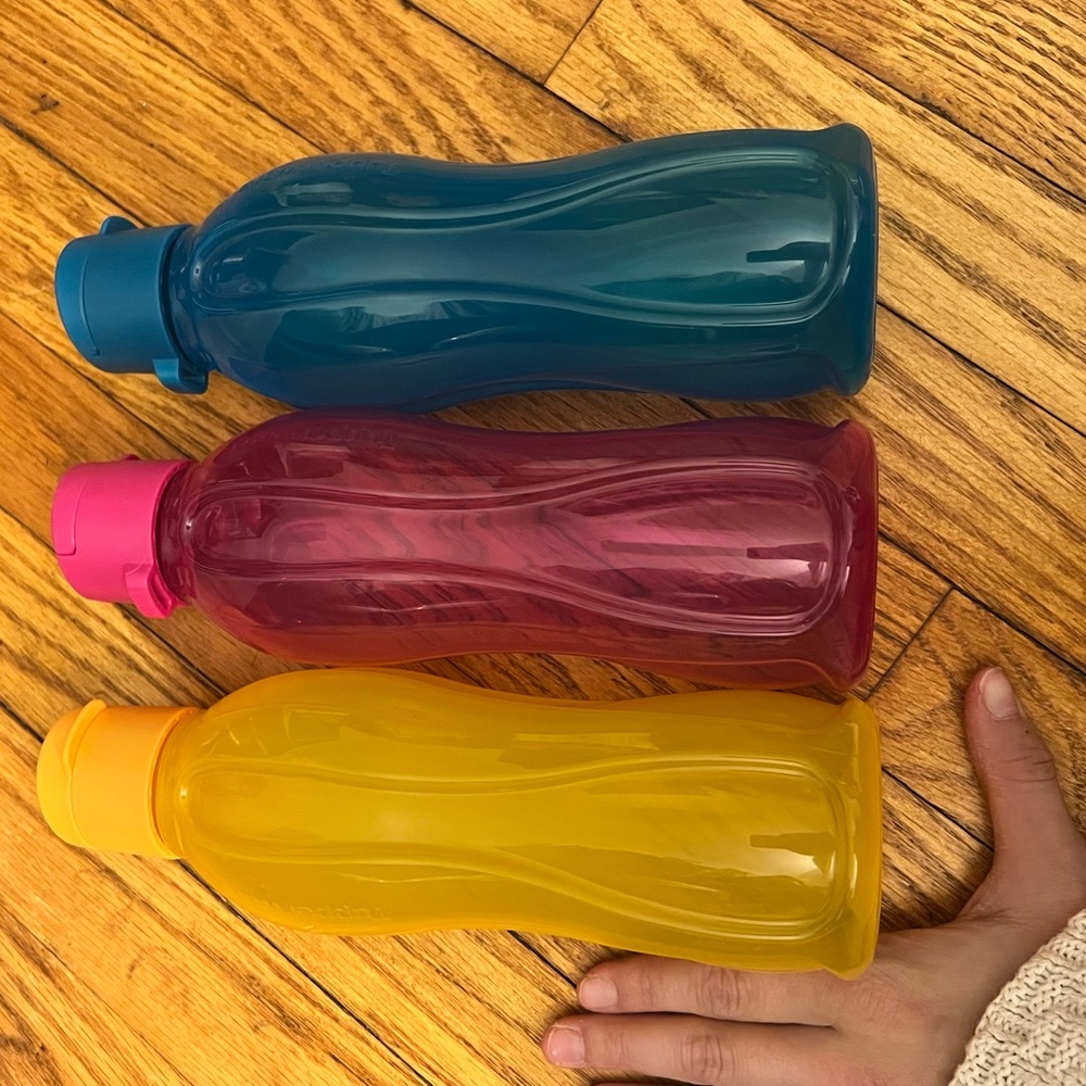 Tupperware - Picture 6 of 6